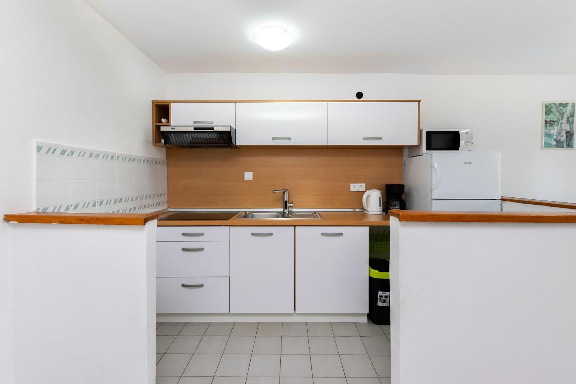 Apartments Anica F Lopar Bagian luar foto